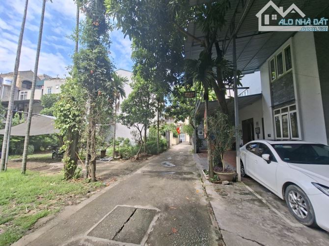 Bán đất An Dương Vương, Tây Hồ, 56m2, mặt tiền 4.5m, giá 9.9 tỷ - 2