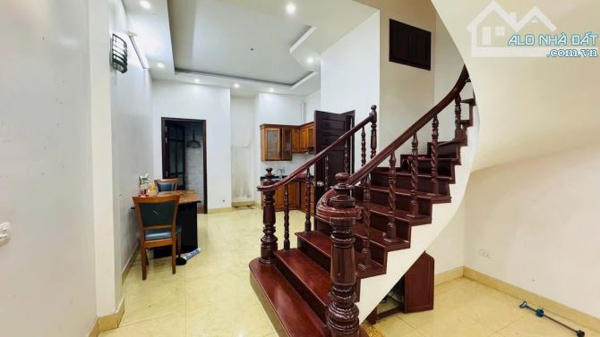 bán nhà Ngõ 254 Minh Khai, Hai Bà Trưng DT 52m 5 Tầng, MT 4.1m 🧧Gia 10.2 tỷ - 2
