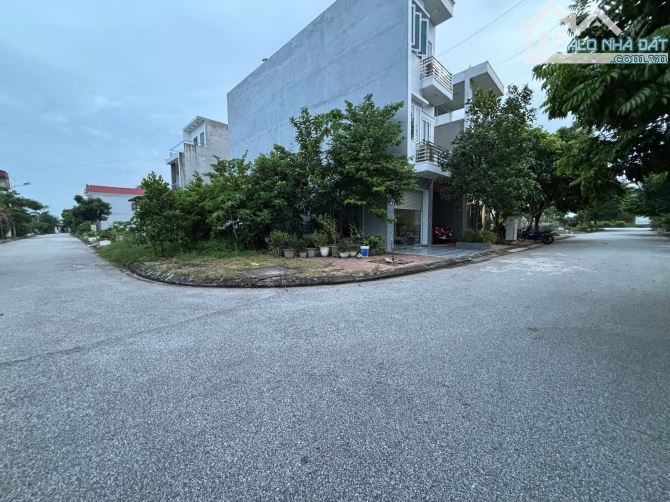 Bán đất TĐC Tràng Cát lô góc 2 mặt đường diện tích 67,62m2 giá chỉ hơn 3 Tỷ cực đẹp. - 2