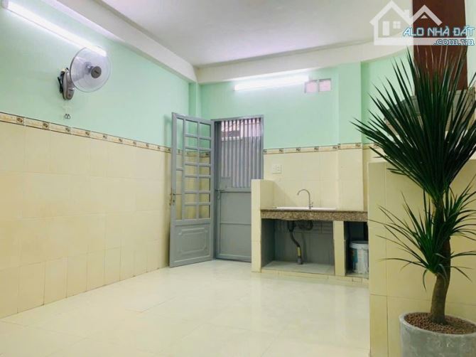 🏠 CHỈ TỪ 7 T - 5 TẦNG Q.10 - GẦN CMT8- 48m2 - TIỆN CHO THUÊ - 2