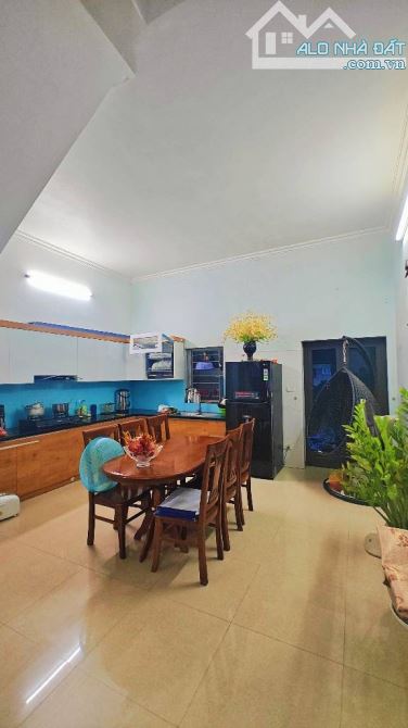 MẶT NGÕ THÔNG - Ô TÔ QUA NHÀ - DIỆN TÍCH 78M2 - 3  TẦNG - 2