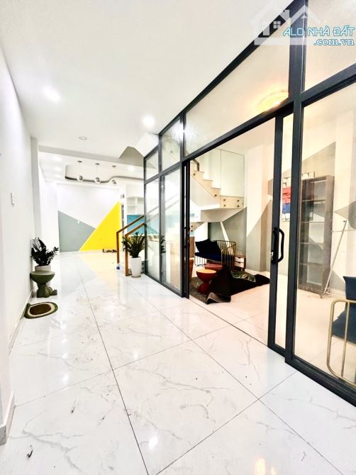 Nhà 2 Tầng DT:48m2 ngang 4,8m Huỳnh tấn phát P. Tân thuận Đông chỉ nhĩnh 5 đồng - 2
