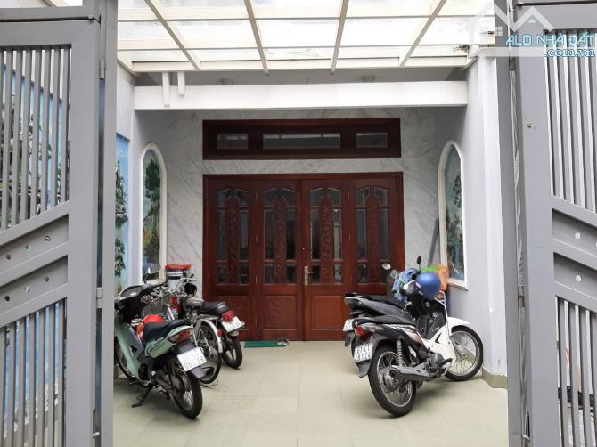 Ngộp ngân hàng bán gấp nhà Hẻm 4/ Nguyễn Thị Minh Khai Đa Kao, Quận 1 - 2