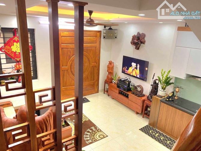 Bán Nhà Ngõ 268 Ngọc Thụy, Long Biên, 31m2, 5Tầng, MT4.6m, Phân Lô, Ô TÔ, Full nội thất - 2