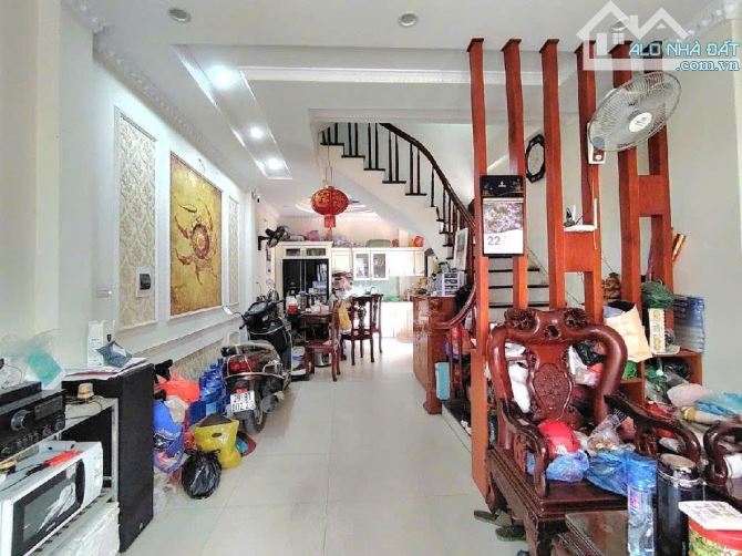 Cổ Linh - Lô góc - Ô tô tránh - Sát Aeon Mall chỉ 9.7 tỷ - 2