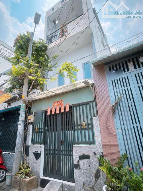 BÁN NHÀ 3 TẦNG GIÁ RẺ – LIÊN KHU 7-3-KÊNH NƯỚC ĐEN- 32m2 giá 3.6 TỶ - 2
