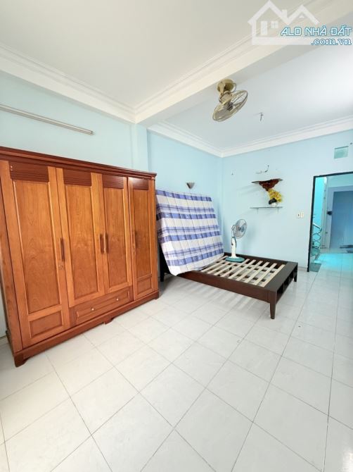BÁN NHÀ NGAY CHỢ PHẠM VĂN HAI, TÂN BÌNH, HẺM Ô TÔ TRÁNH, 56M2, 4 TẦNG(4PN), GIÁ CHỈ 9.7 TỶ - 2