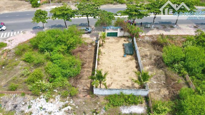 Bán lô đất mặt tiền đường Biển - Phạm Văn Đồng giá rẻ nhất - 2