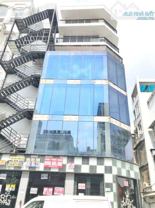 Bán nhà 2 mặt tiền số 1 Trần Nhật Duật, Phường Tân Định-8x16m ,trệt lửng 7 lầu giá 78,8 tỷ - 2