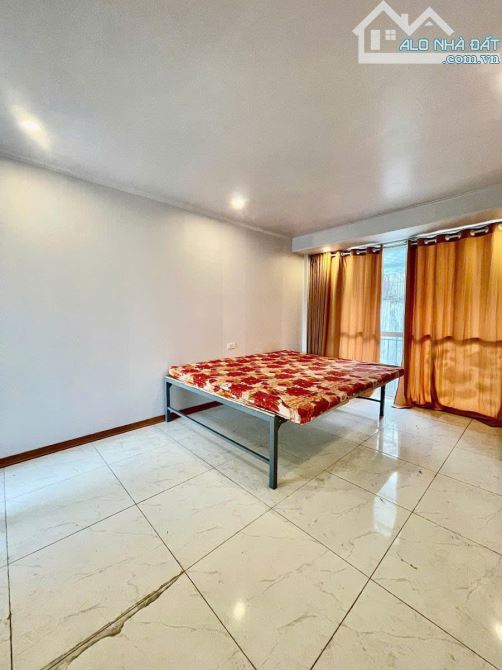 Bán căn hộ tập thể 3 tầng Trung tâm Quận Đống Đa, 5PN, DT 38m2*3 Tầng*Giá chỉ 4,5 Tỷ - 2