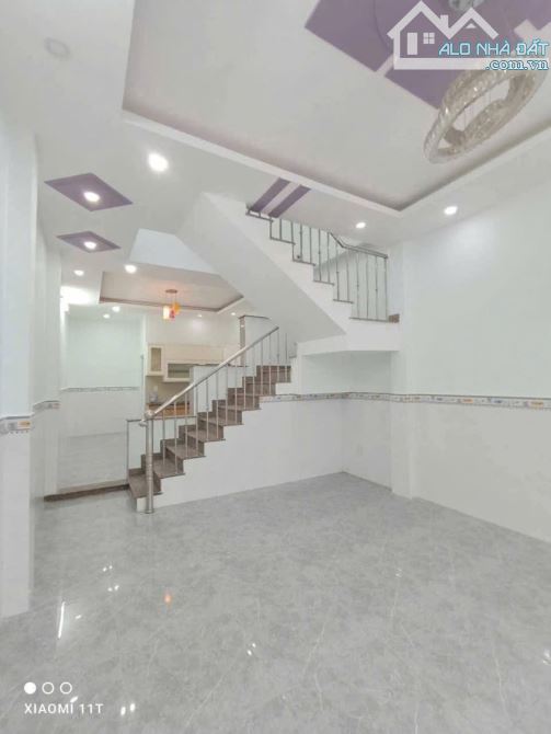 Bán nhà 2 tầng đẹp hẻm xe hơi,quốc lộ 13,thủ Đức,52m2 giá chỉ 4,3 tỷ - 2