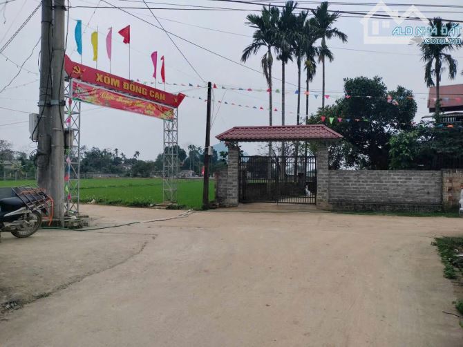 Cc cần bán 93m full tc cách QL21A đường ô tô vào đất - 2