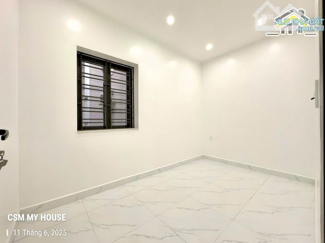 Căn Duy Nhất - 3 Tỷ 350 - 41m2 - Mới - Sau nhà Mặt Đường Ô toi - 2