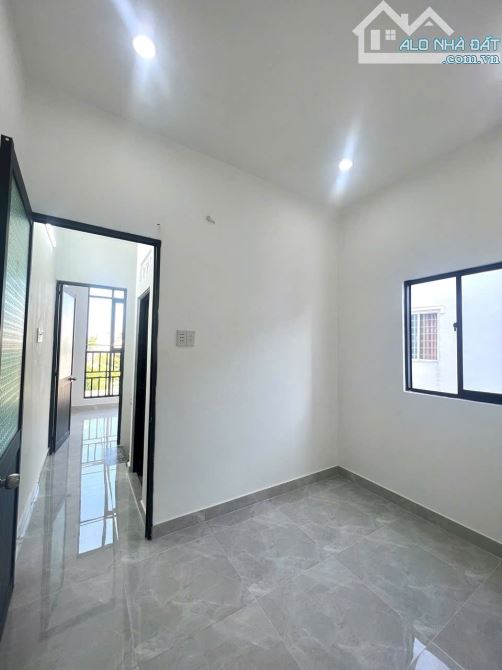 Bán nhà hẻm 6m Huỳnh Tấn Phát, Nhà Bè, Dt 3 x7m, 3 lầu. Giá 1,75 tỷ. - 2