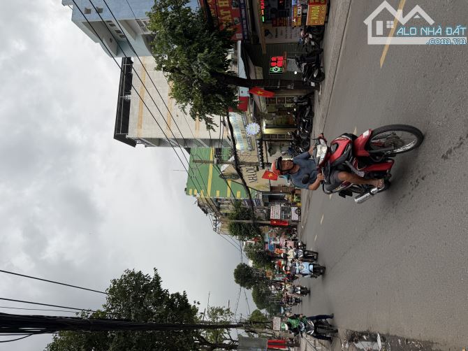 Bán nhà MT Phạm Văn Bạch p15 Tân Bình, DT:4,7x17 6 lầu 11p thang máy - 2