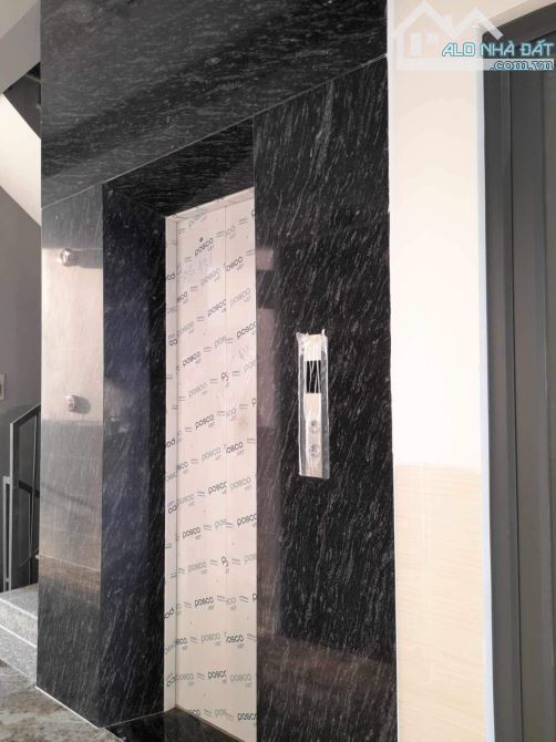 BÁN GẤP - CHDV CHÍNH CHỦ -  142M2 - 6 TẦNG - ĐƯỜNG SỐ 59 - GÒ VẤP. CHỈ : 18,5 TỶ TL. - 2
