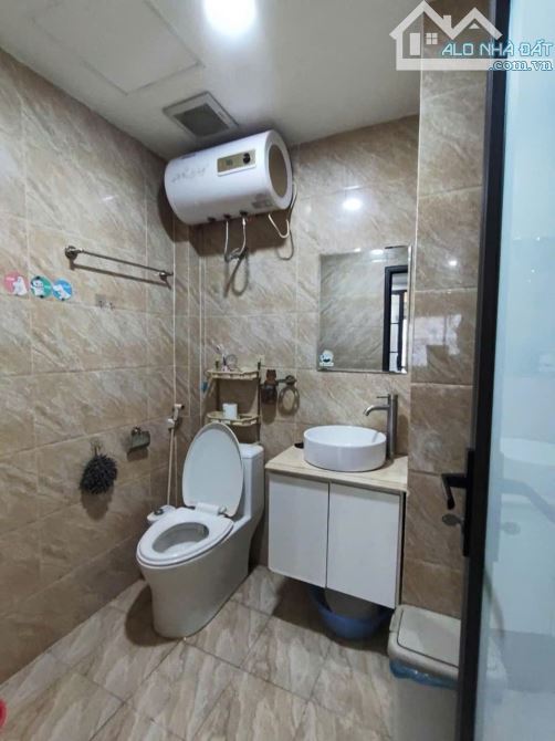 Cần Bán CCMN TRẦN THÁI TÔNG CẦU GIẤY nhà đẹp giá 1,69 tỷ - 2