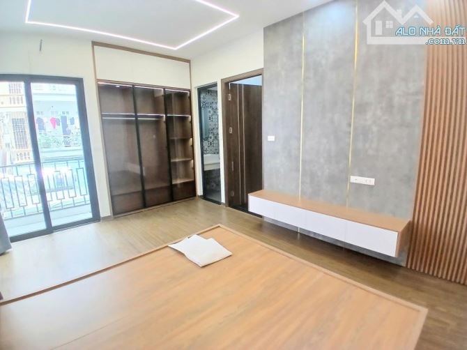 BÁN NHÀ PHÙNG KHOANG – PHÂN LÔ CÁN BỘ – Ô TÔ – LÔ GÓC –Ở SƯỚNG - 2