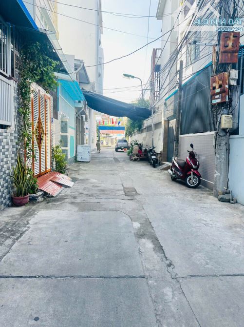 CẦN BÁN NHÀ CŨ HẺM DÃ TƯỢNG – CÁCH ĐƯỜNG CHÍNH CHỈ 100M – KHU DÂN TRÍ CAO, GẦN BIỂN - 2