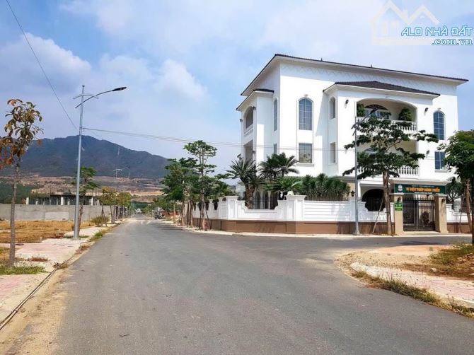 Lô biệt thự đối diện công viên KĐT Ven Sông Tắc giá rẻ nhất thị trường chỉ 28tr/m2 - 2