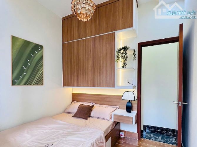Cần bán nhà siêu đẹp 3 lầu 2 phòng ngủ hẻm Nguyễn Thiện Thuật - 2