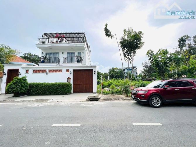 Bán nhà biệt thự Him Lam đường Lương Định Của quận 2 gần chợ Bình Khánh (216m2) 60 tỷ - 2