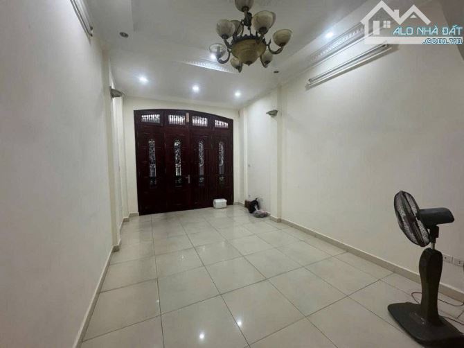 NGUYỄN CHÍ THANH – PHÂN LÔ, VỈA HÈ, Ô TÔ , KINH DOANH SẦM UẤT – 45M², 4 TẦNG, 18.2 TỶ CóTL - 2