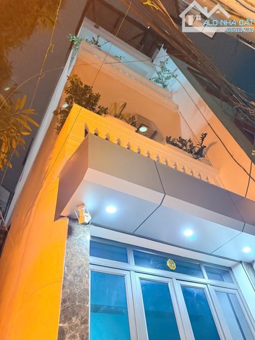 NHANH TAY! Nhà Lĩnh Nam 4 tầng, 30m2, nhỉnh 4 tỉ - Giá tốt nhất Hoàng Mai! - 2
