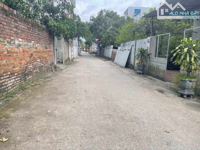 Chủ bán gấp trong tuần diện tích 235 m mặt tiền 15 m tại Tân minh - 2