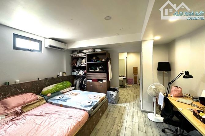Biệt thự mini Bến Vân Đồn giữa Q4 3 tầng 72m2 chỉ hơn 11tỷ TL - 2