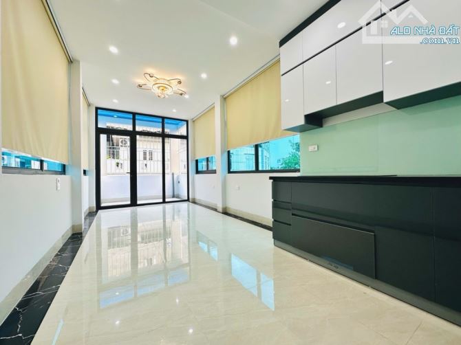 PL PHÚ DIỄN – ÔTÔ TRÁNH - VỈA HÈ – 6T THANG MÁY – 45M – 13.9 TỶ (ATL91593) - 2