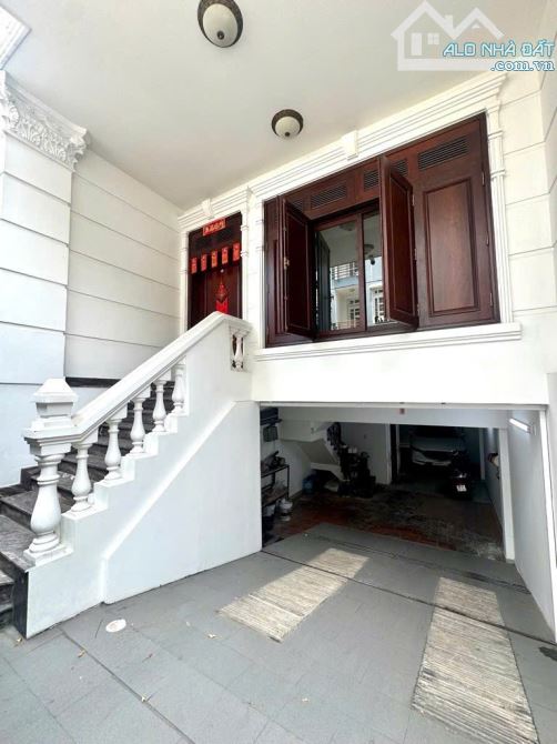 Hẻm Xe Tải, Gần MT Phan Văn Trị, 82m², 5x 17m, có hầm  5 tầng - 17, 3 Tỷ - 2