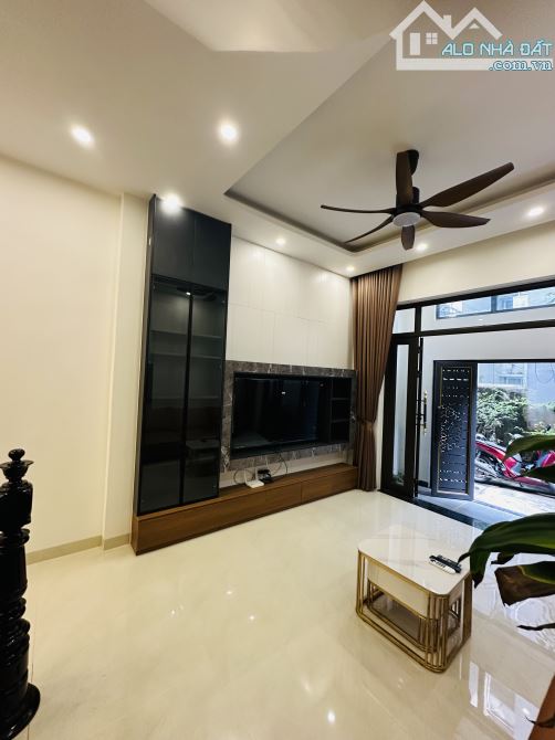 Nhà đẹp dân xây Cổ Nhuế 48m, 5 tầng, ngõ thông ô tô - 2