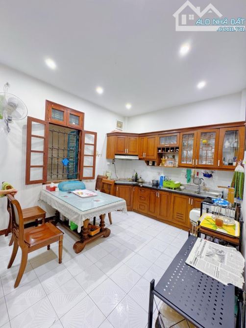 BÁN NHÀ TÔ VĨNH DIỆN, THANH XUÂN, PHÂN LÔ QUÂN ĐỘI. GIÁ 13 TỶ - 2