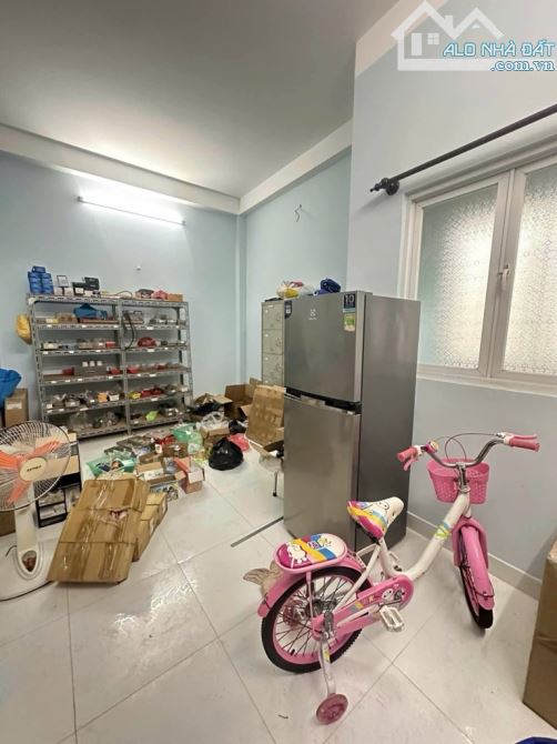 BÁN NHÀ ĐẸP   3 TẦNG ,4PN - Chỉ : 6.35 tỷ. SHR Chính Chủ - (Ngang 5M) Gần Trương Phước Pha - 2