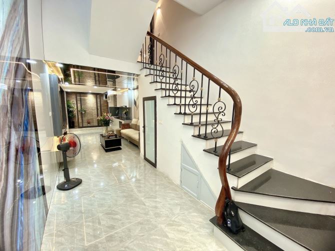 Bán nhà La Thành 45m2 nhà đẹp ở ngay gần phố 2 thoáng ngõ rộng rãi 8.8 tỷ - 2