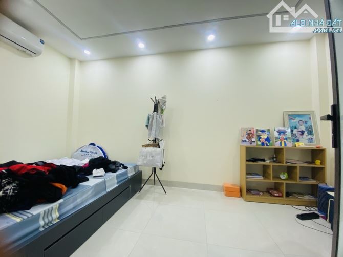 Bán gấp nhà dân xây Định Công Thượng 72m2, 4 tầng giá chào hơn 8 tỷ. - 2