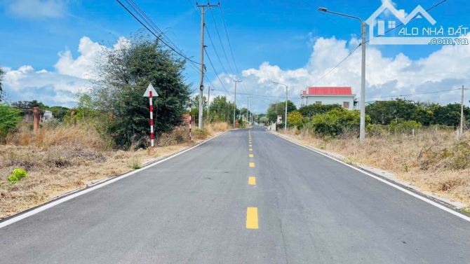 Lô đất 9m đường Lộc An cách biển 🌊 1km   Dt: 216m2 thổ cư sẵn 100m (9x25) - 2