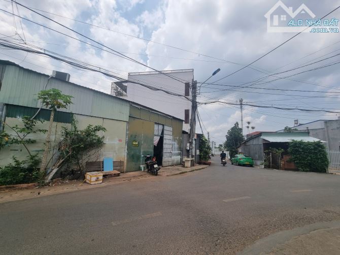 BÁN ĐẤT GÓC 2 MẶT TIỀN NƠ TRANG GHƯ - 2