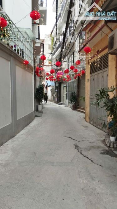 EM CÓ 2 LÔ ĐẤT Ở CẦU GIẤY 55M2 VÀ 60M2 MẶT TIỀN TRÊN 4M SÁT NGÕ THÔNG ÔTÔ TRÁNH - 2