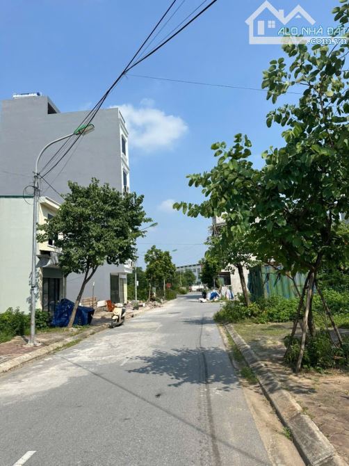Bán 30m2 đất tđc Tứ Hiệp - Thanh Trì, phân lô ô tô tránh vỉa hè, Hàng siêu hiếm - 2
