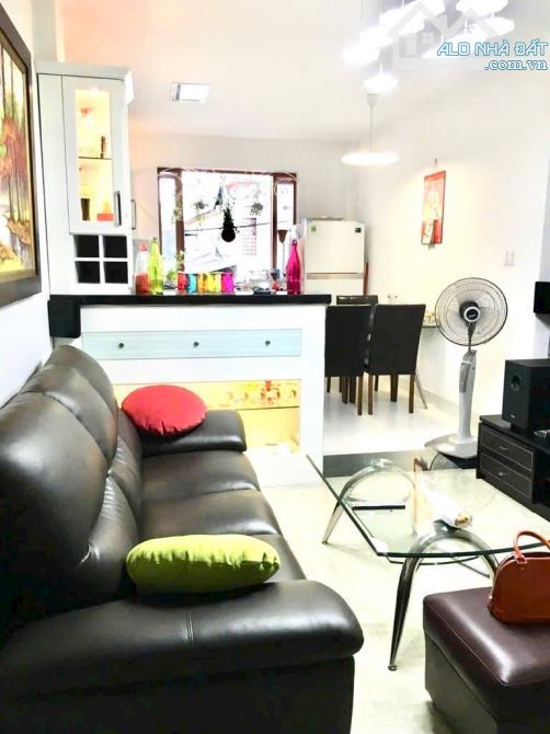 Nhà đẹp Phú Nhuận-Đường ô tô 10M-Tiện KD-Giáp Q1-Huỳnh Văn Bánh-P11-32m2-5tầng - 2