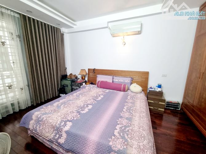 Bán nhà phân lô Nguyễn Chí Thanh 50m 4T Lô Góc Gara Ô tô hơn 19 tỷ quận Đống Đa - 2