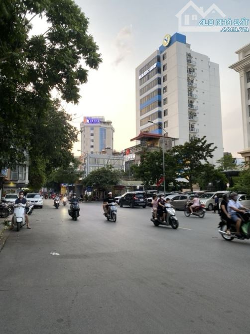 MẶT PHỐ THỤY KHUÊ - NGÃ TƯ VĂN CAO - 73/86M² - MT 8M -  LÔ GÓC 3 THOÁNG - 2