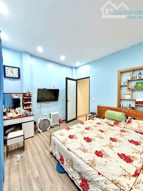 Cho thuê nhà Vũ Tông Phan, 3 tầng x 71m2, 3 ngủ, 2 vệ sinh, 20 Triệu Vpcty kết hợp ở... - 2