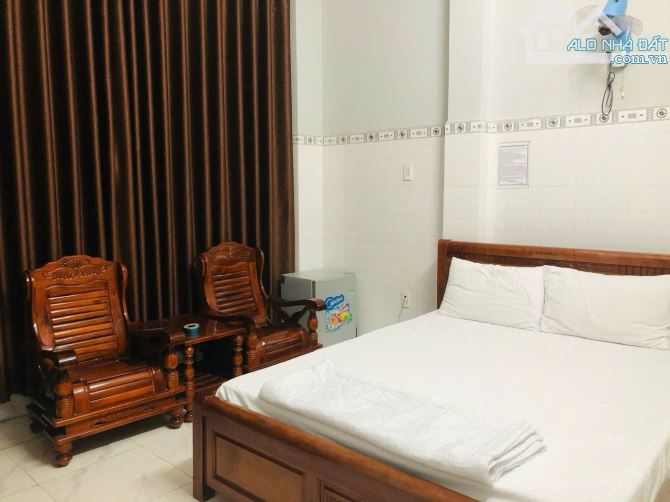 Bán Khách sạn đang kinh doanh, thu nhập khủng xã Đức Hòa Đông, Đức Hòa Long An giá 17.7 tỷ - 1