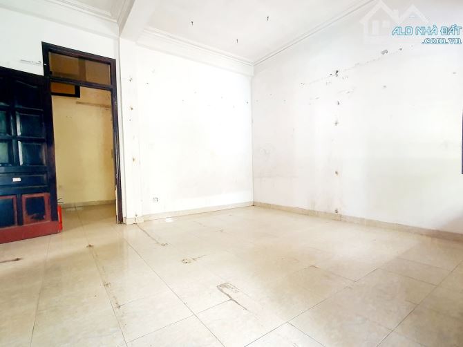 Bán nhà Lô góc 2 thoáng Tây Sơn Đống Đa 65m 4T Ô tô tránh Kinh doanh 21.7 tỷ - 2