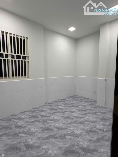 Bán Gấp Nhà Dương Bá Trạc - 52m², 2 Tầng - Chỉ : 5,5 tỷ Thương Lượng - 2