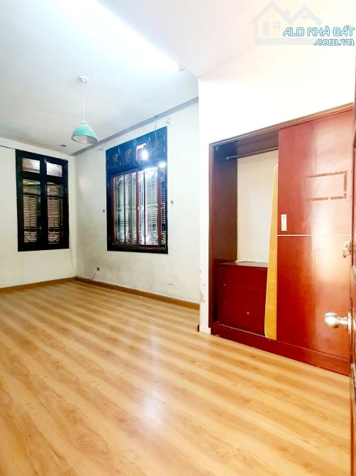 Bán nhà Lô góc Nguyễn Chí Thanh Đống Đa 48m 4T Gara Ô tô Kinh doanh 19.6 tỷ - 2
