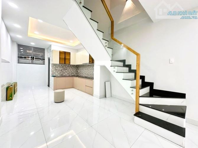 HẺM XE HƠI 7 CHỖ VÔ NHÀ - UNG VĂN KHIÊM, NGUYỄN GIA TRÍ, NGUYỄN VĂN THƯƠNG - BÌNH THẠNH. - 2